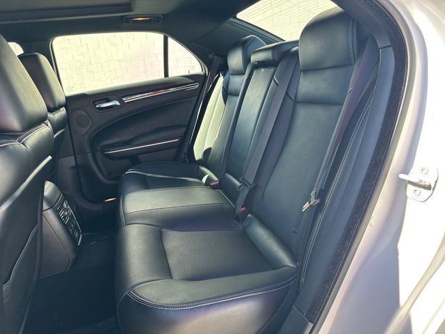 Used 2023 Chrysler 300 S w/ Comfort Group RWD image 27