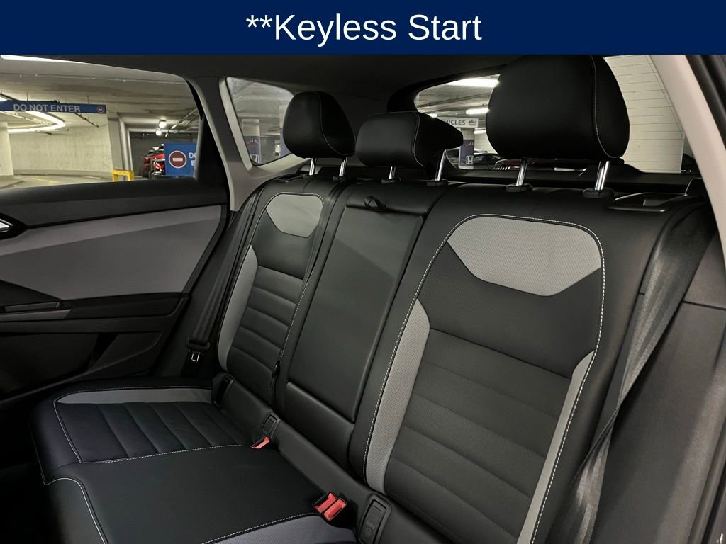 Used 2023 Volkswagen Taos SEL image 20