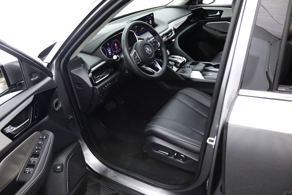Used 2024 Acura MDX SH-AWD w/ Technology Package image 17