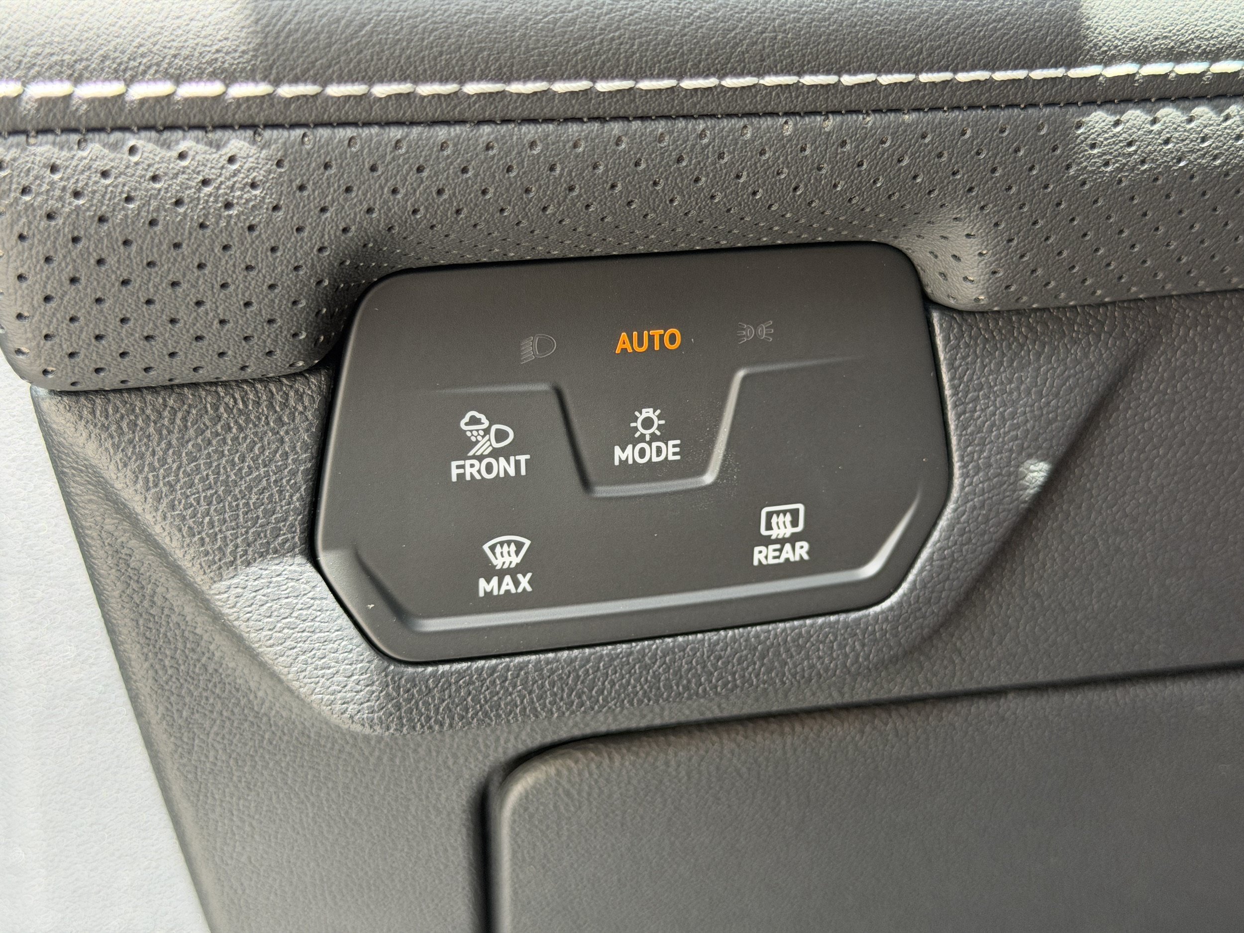 New 2026 Volkswagen Atlas SEL Premium R-Line AWD/4WD image 31