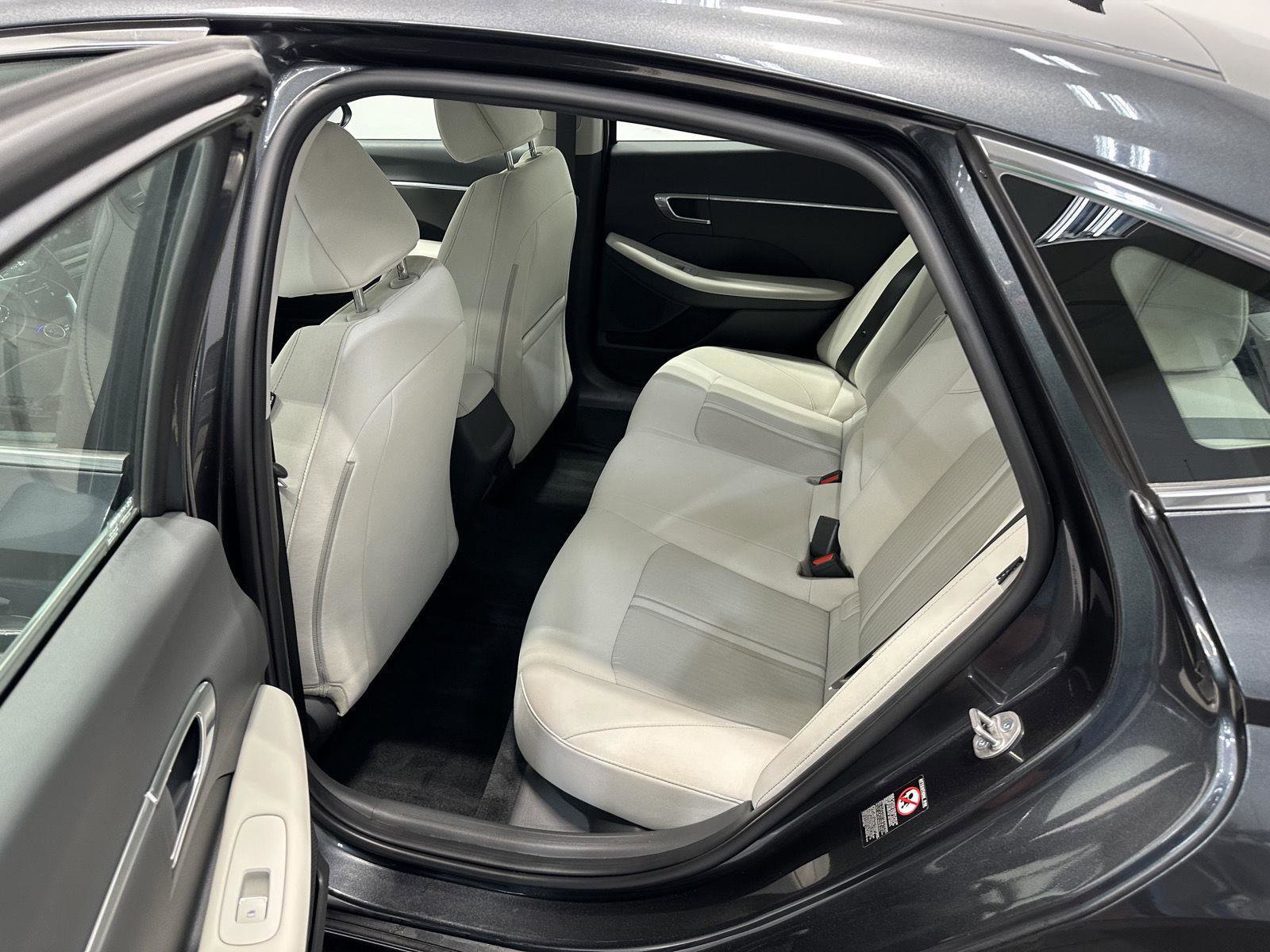Certified 2023 Hyundai Sonata SEL image 28