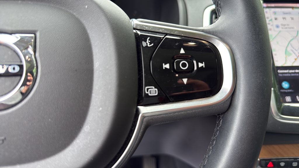 Used 2023 Volvo XC90 B6 Plus w/ Protection Package AWD/4WD image 26