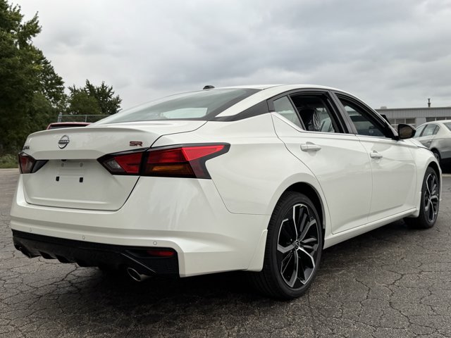 New 2026 Nissan Altima 2.5 SR FWD image 28