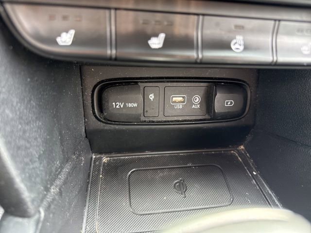 Used 2020 Hyundai Santa Fe Limited image 17