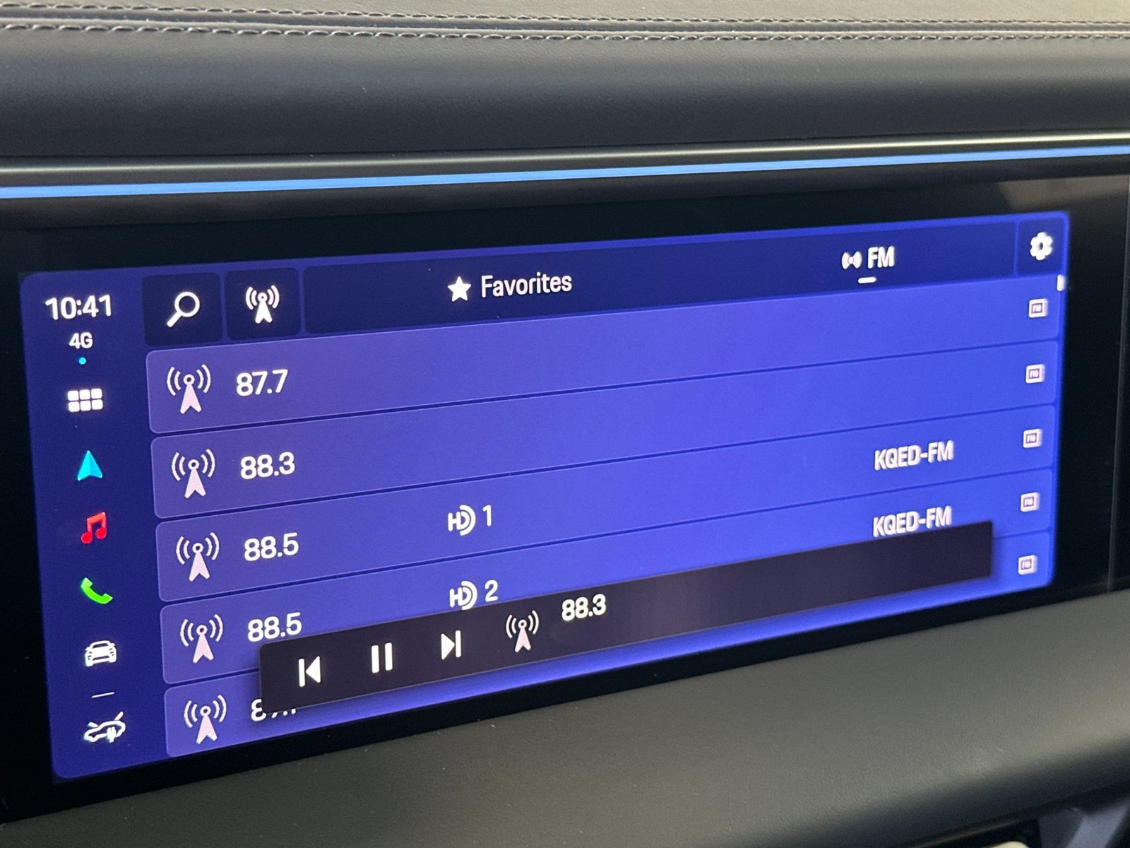 Certified 2025 Porsche Macan Electric RWD image 22