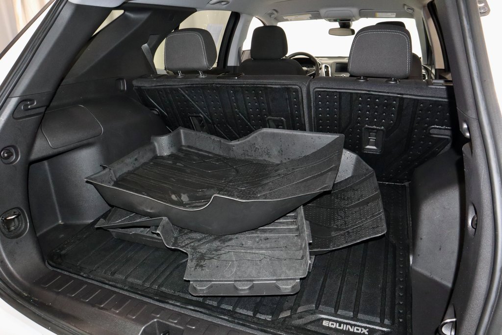 Used 2024 Chevrolet Equinox LS w/ LS Convenience Package image 12