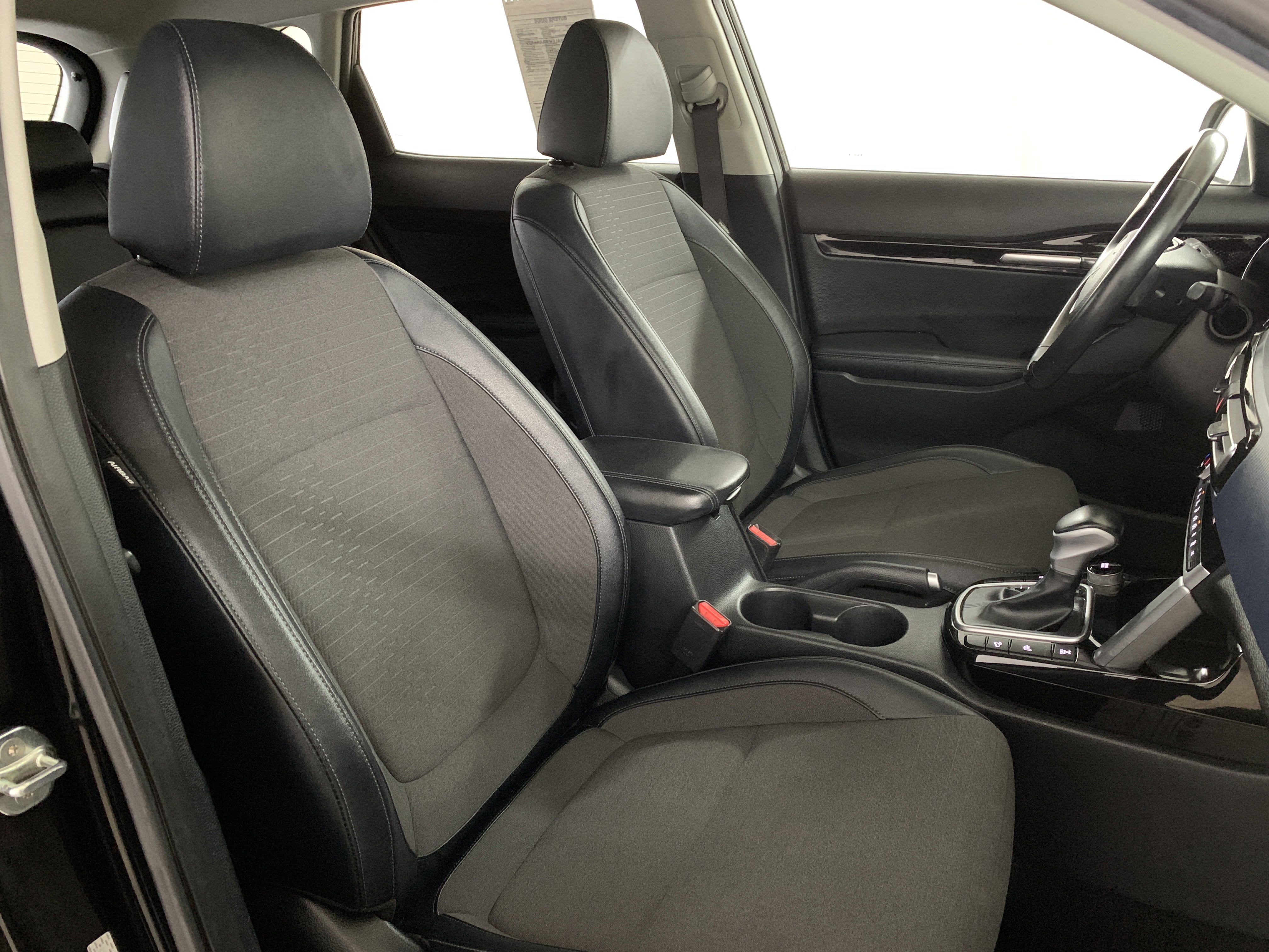 Used 2023 Kia Seltos S image 30