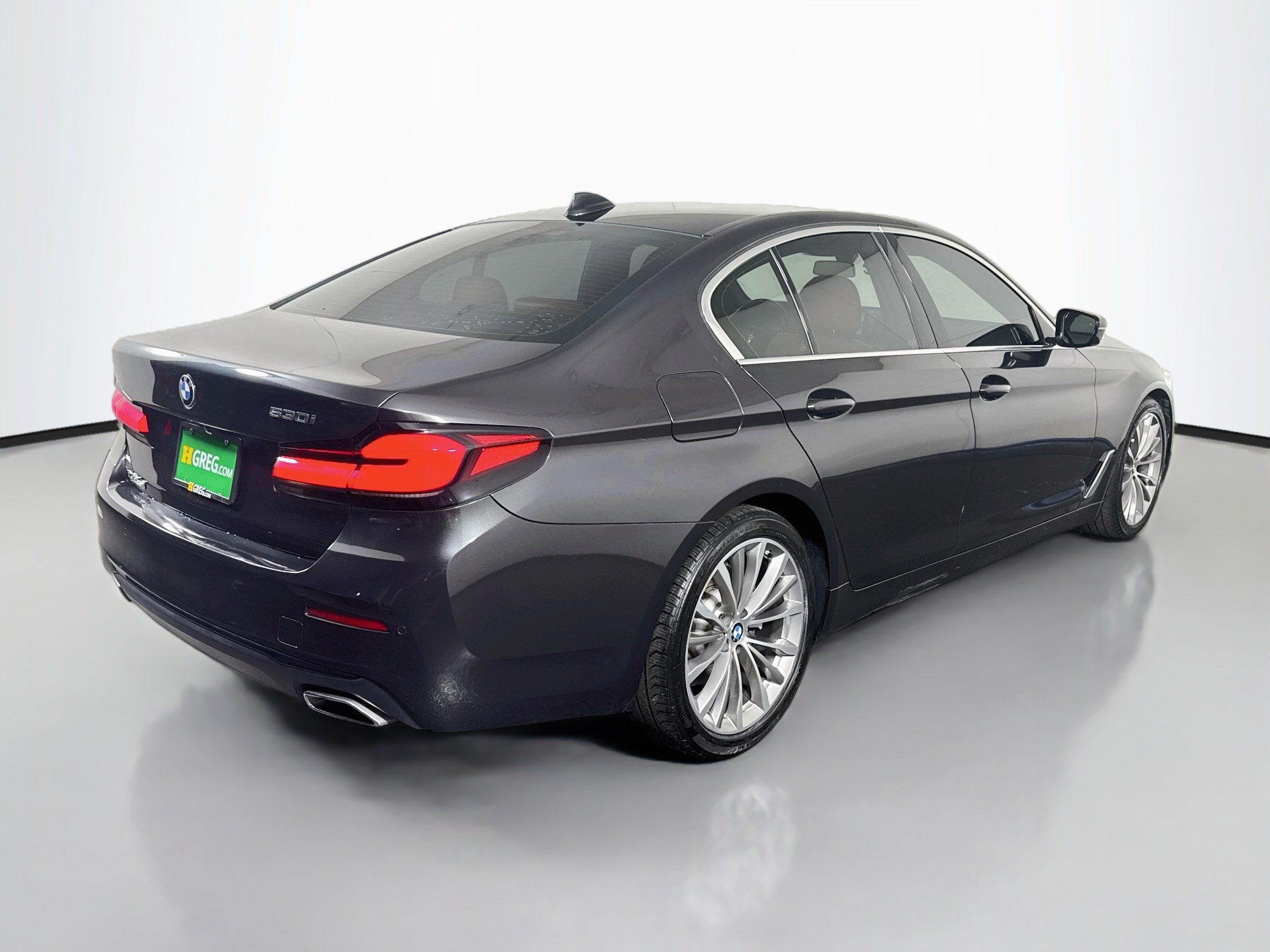 Used 2021 BMW 530i w/ Premium Package RWD image 10