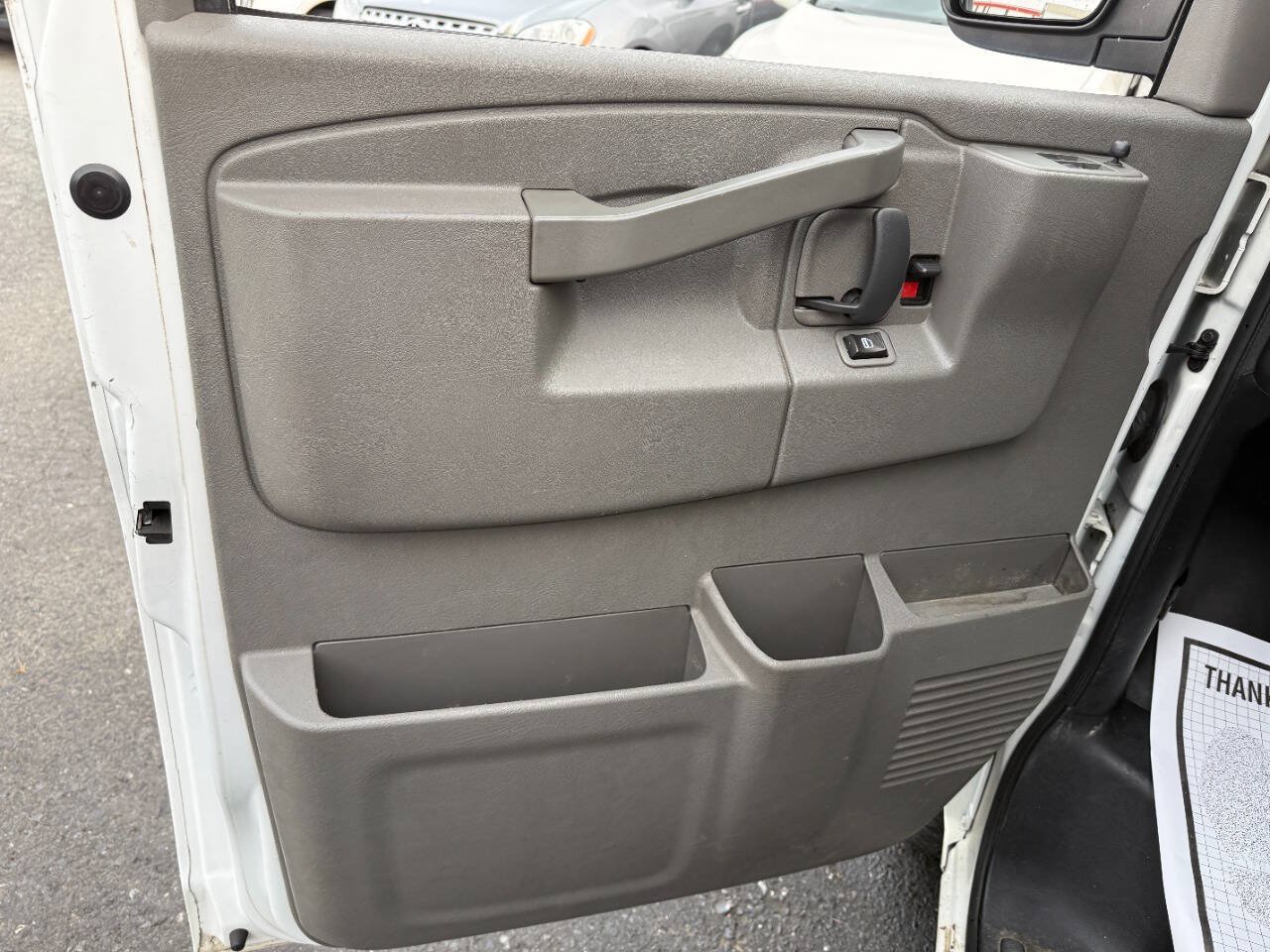 Used 2019 Chevrolet Express 3500 Extended w/ Driver Convenience Package RWD image 17