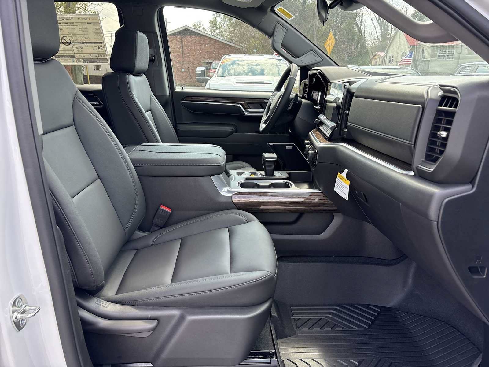 New 2026 Chevrolet Silverado 1500 LT Trail Boss w/ Convenience Package II AWD/4WD image 29