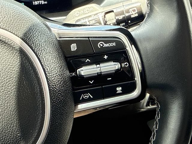 Used 2023 Kia Sorento SX FWD image 24
