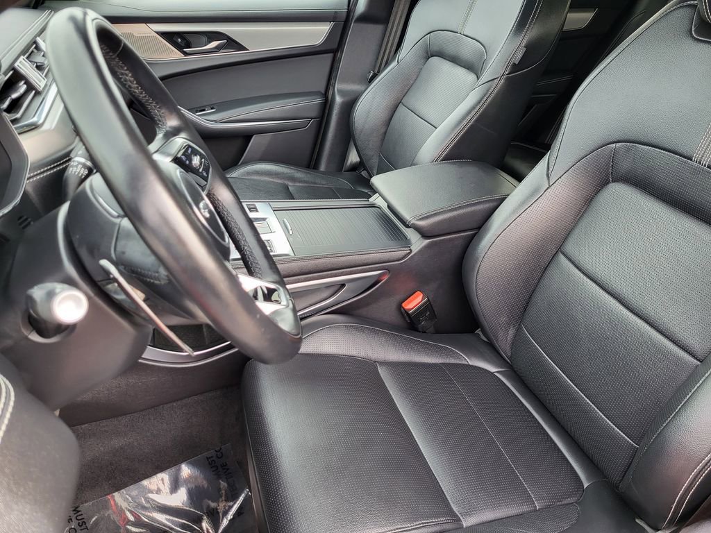 Used 2024 Jaguar F-PACE R-Dynamic S AWD/4WD image 4