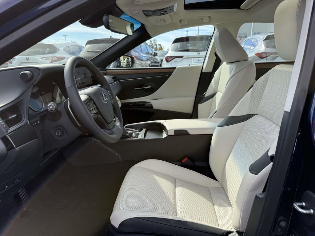 Used 2025 Lexus ES 350 Premium image 14