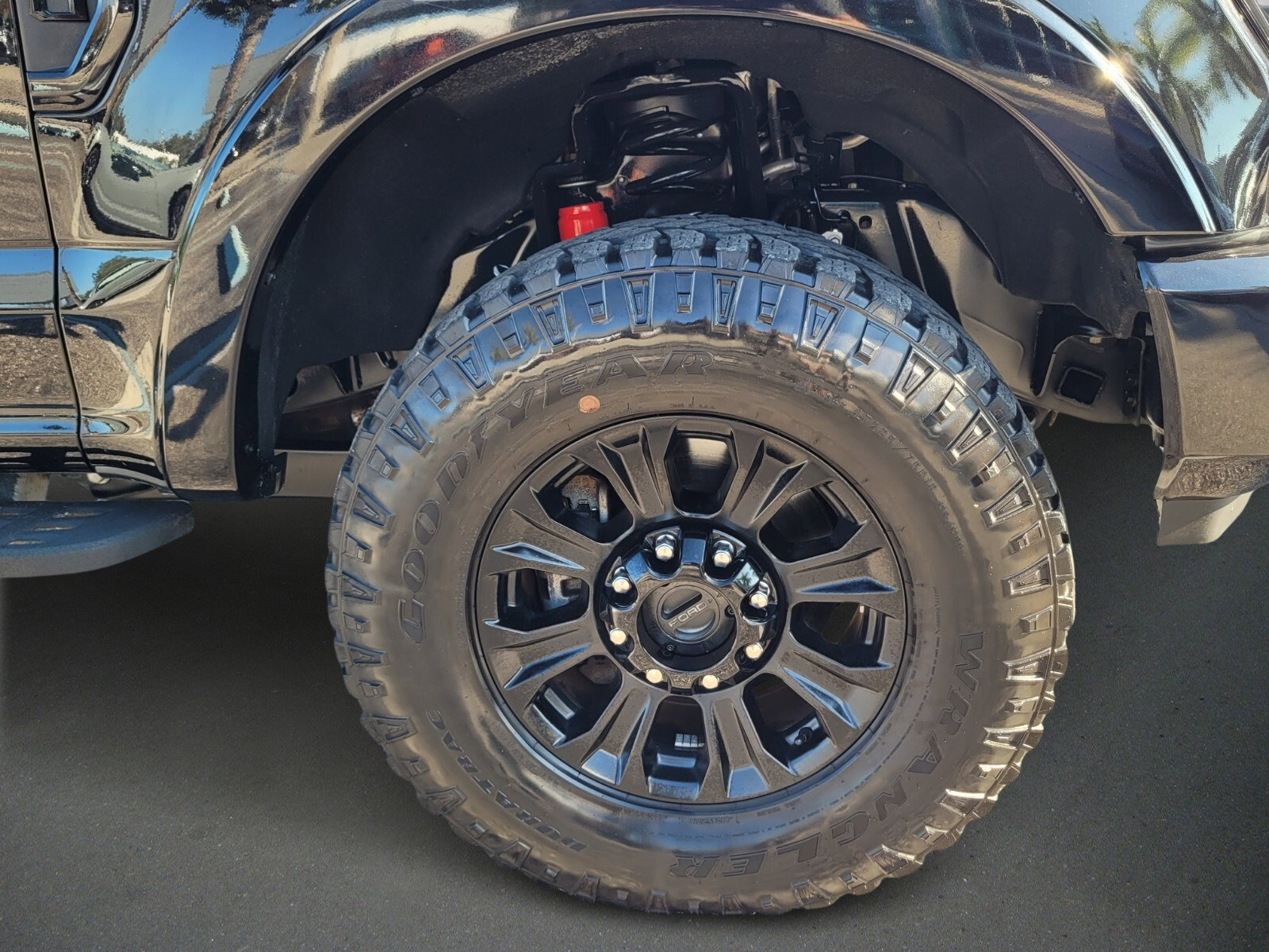 Used 2021 Ford F250 Lariat image 9