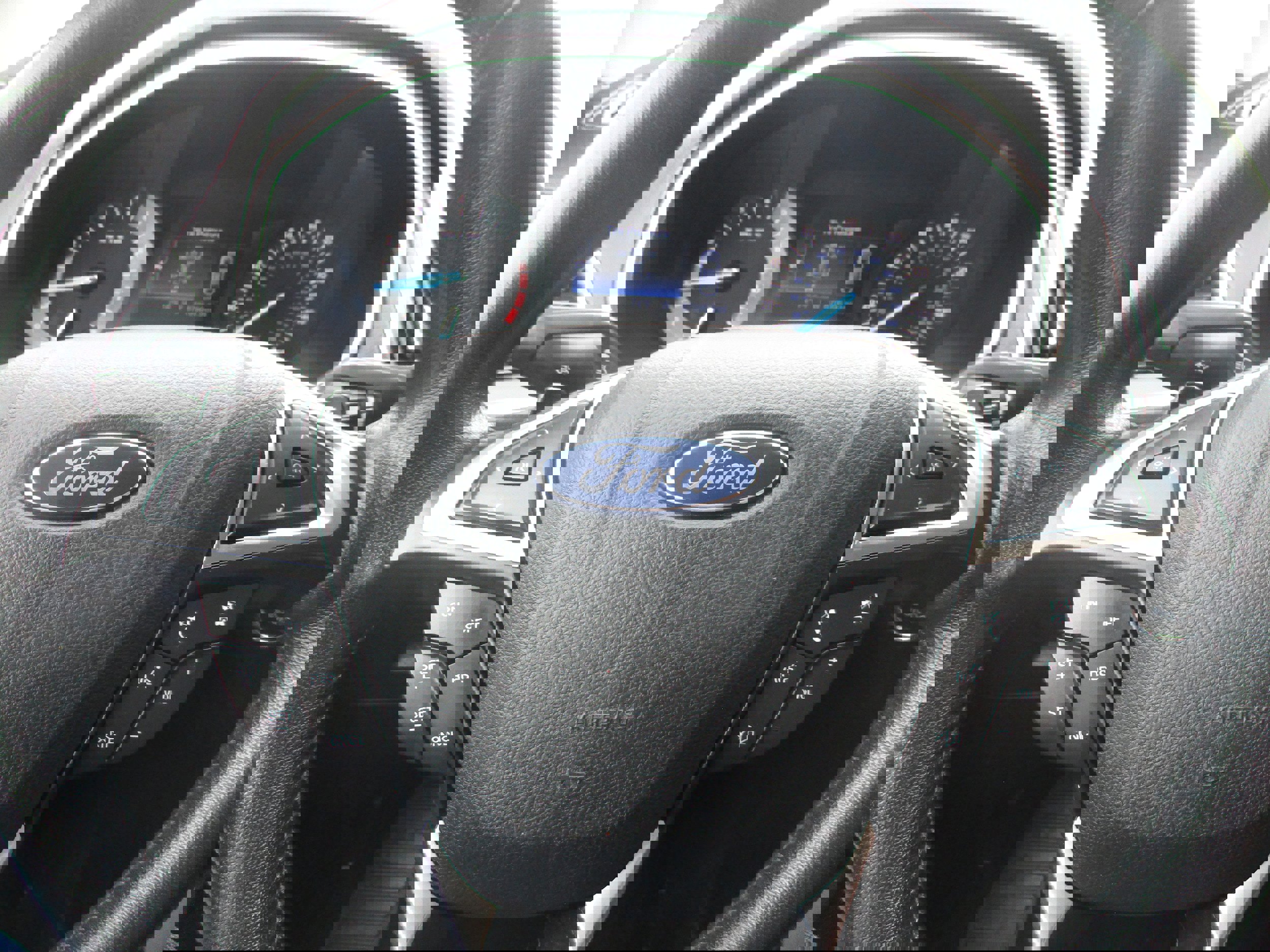 Used 2017 Ford Edge SEL image 17