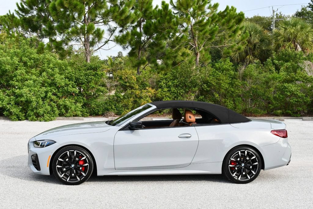 Used 2026 BMW M440i Convertible w/ Premium Package RWD image 35