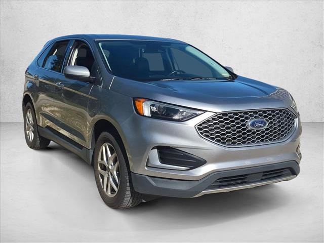 Used 2023 Ford Edge SEL AWD/4WD image 3