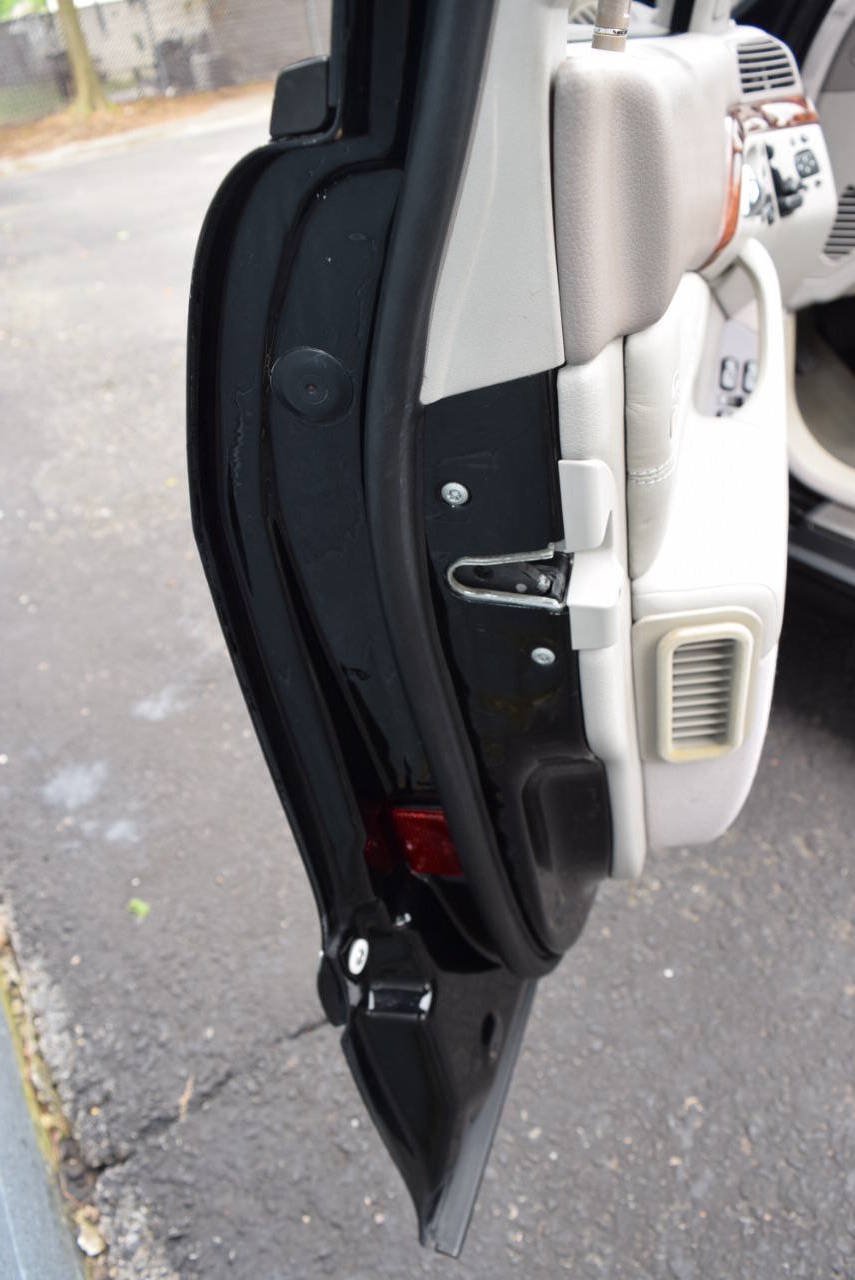 Used 2001 Mercedes-Benz S 500 image 41