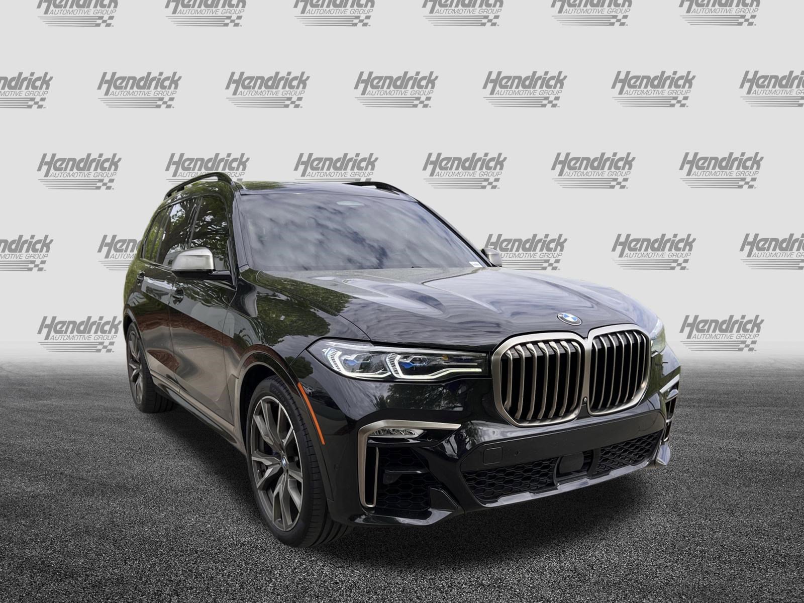 Used 2021 BMW X7 M50i image 2