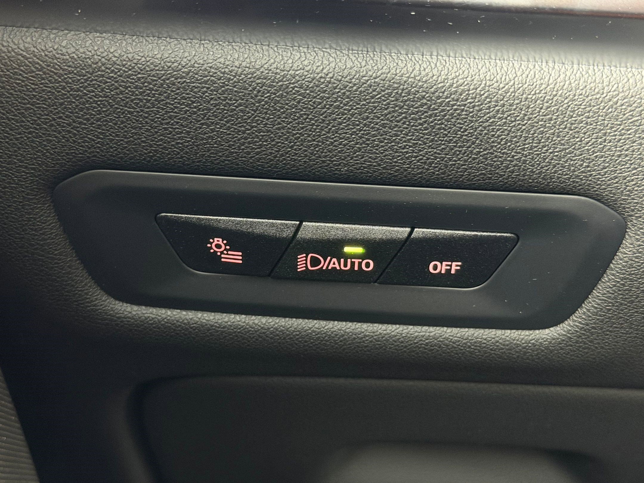 New 2026 BMW X5 xDrive40i w/ M Sport Package image 18