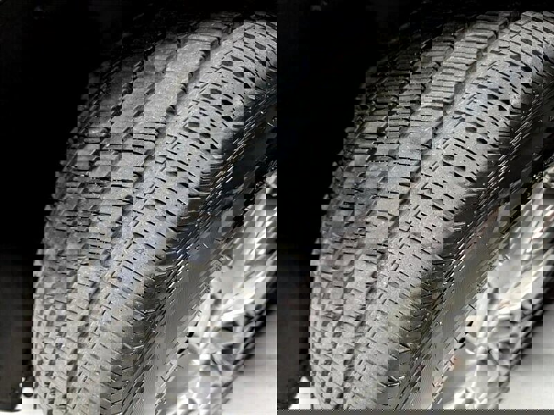 Used 2025 Genesis GV70 2.5T image 16