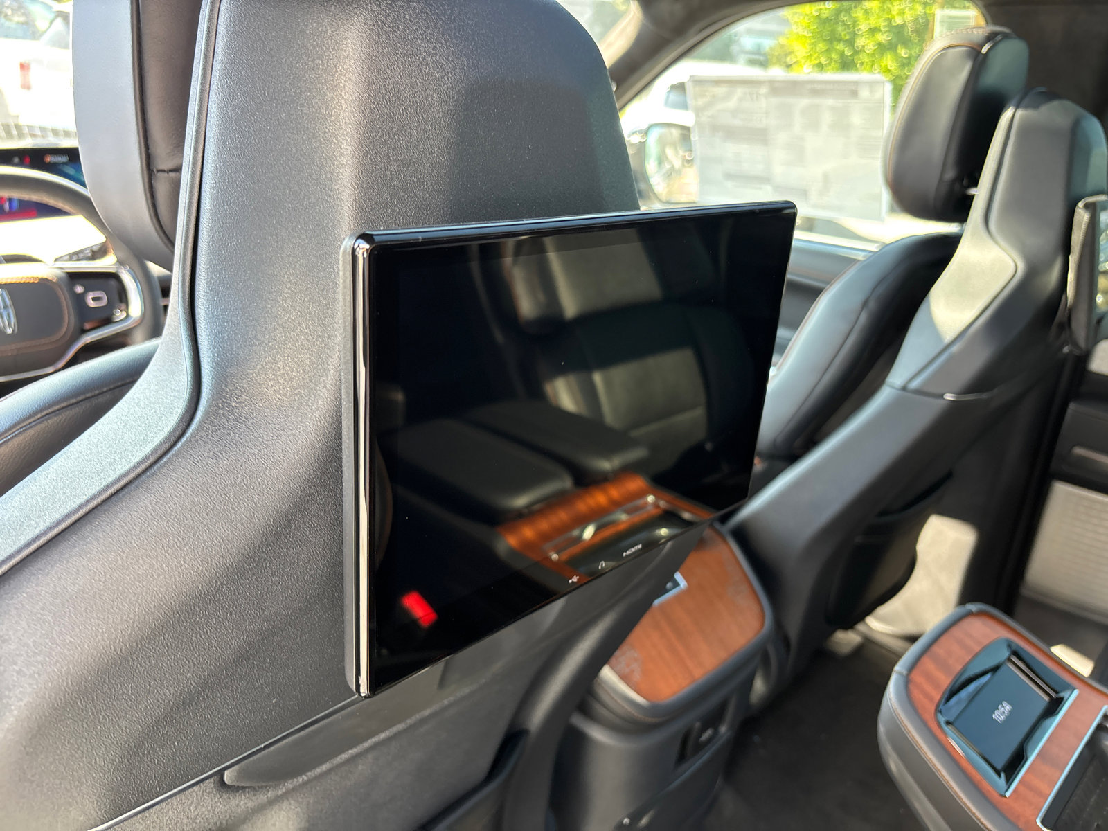 New 2025 Lincoln Navigator L Black Label image 35