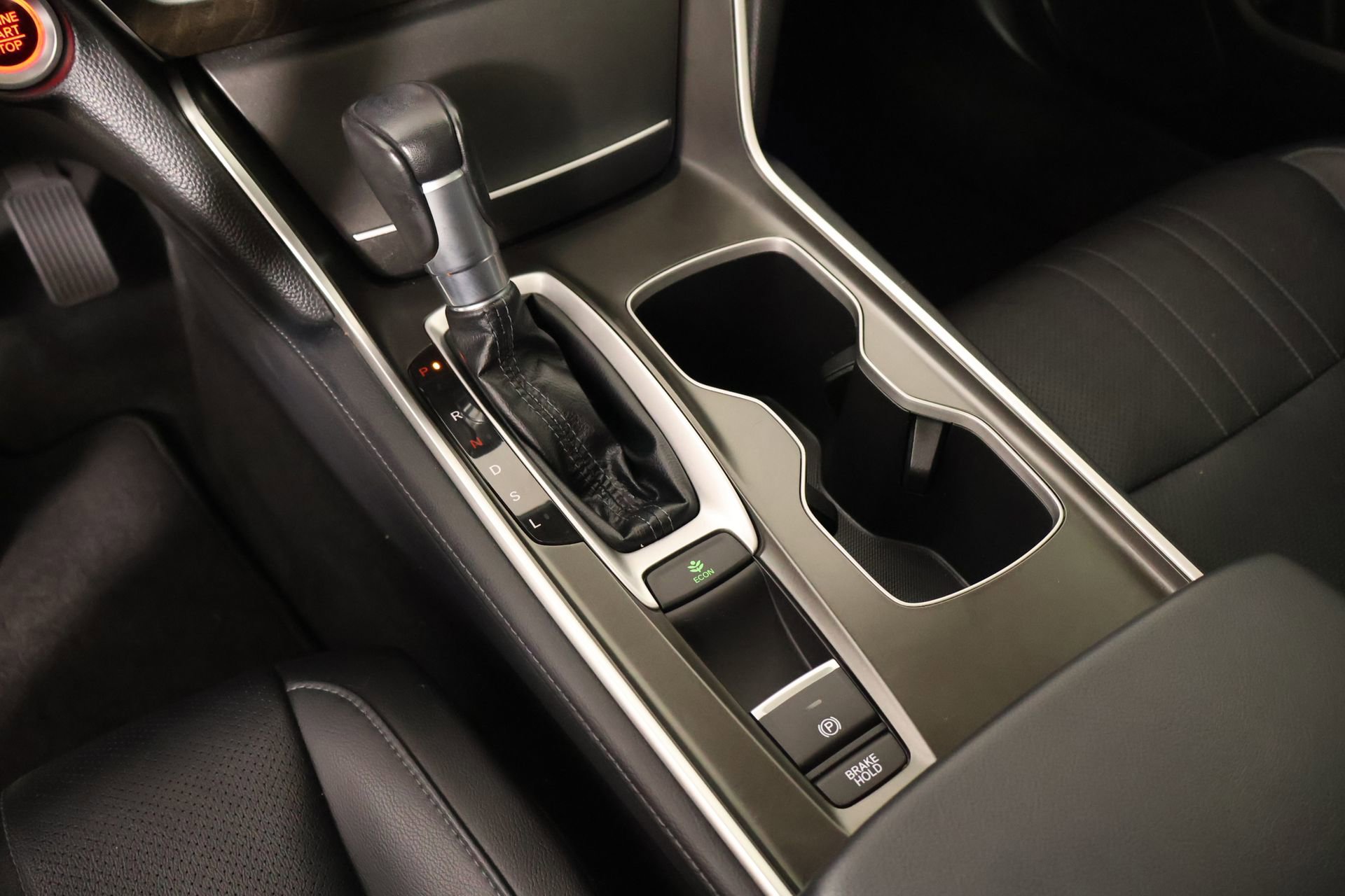 Used 2018 Honda Accord EX-L image 8