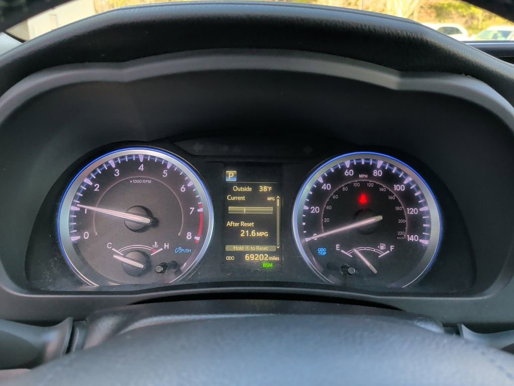 Used 2019 Toyota Highlander XLE image 19