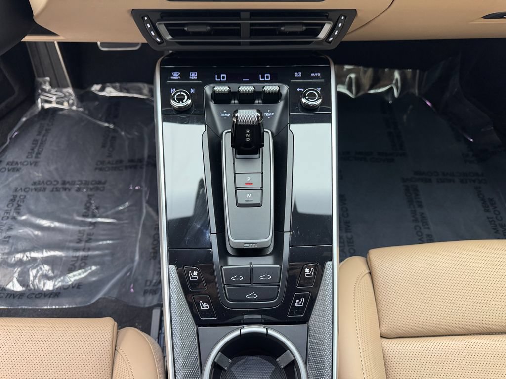 Certified 2024 Porsche 911 Turbo AWD/4WD image 36