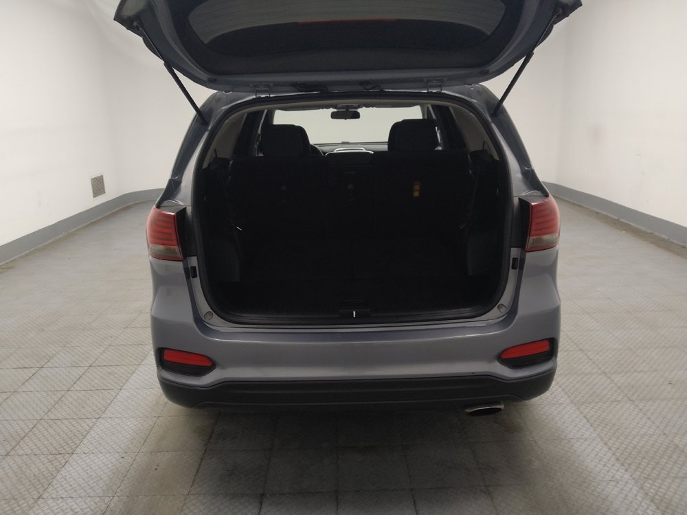 Used 2020 Kia Sorento L FWD image 29