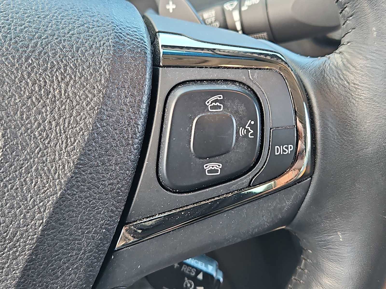 Used 2014 Toyota Avalon Limited image 26