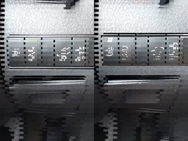 Used 2024 Toyota Camry LE image 37