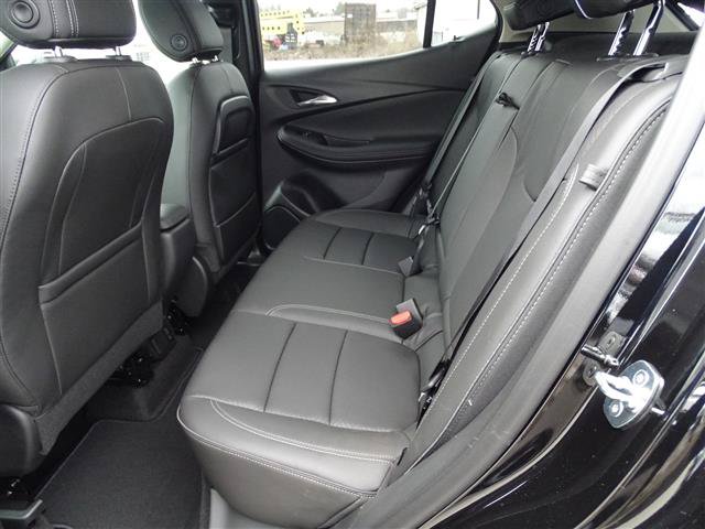 Used 2023 Buick Encore GX Essence w/ Experience Buick Package FWD image 8
