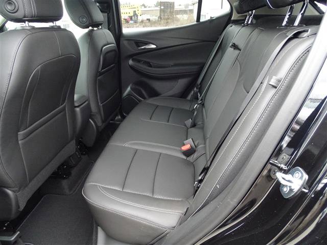 Used 2023 Buick Encore GX Essence w/ Experience Buick Package image 8