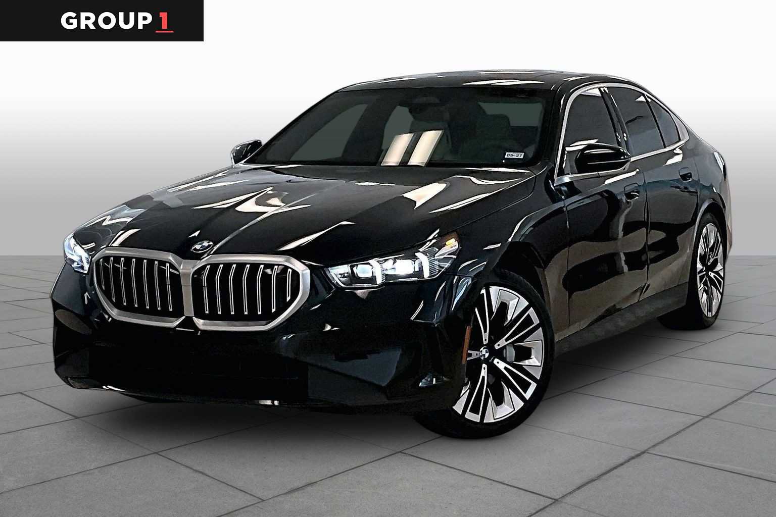 Used 2024 BMW 530i w/ Premium Package RWD image 1