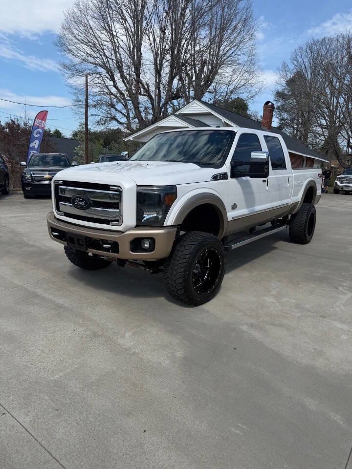 Used 2012 Ford F250 King Ranch w/ King Ranch w/Chrome Pkg image 2