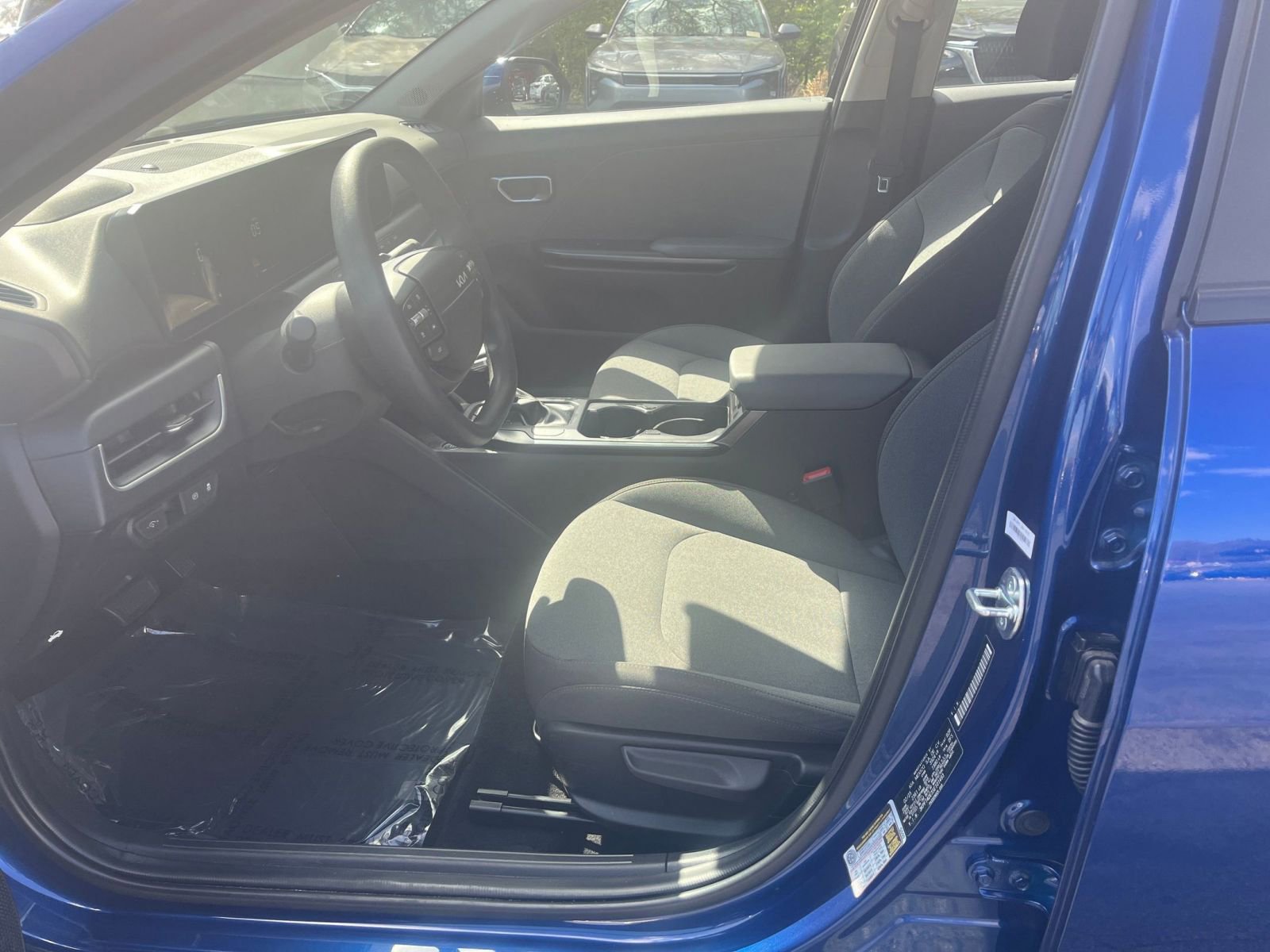 Used 2025 Kia K4 FWD image 23