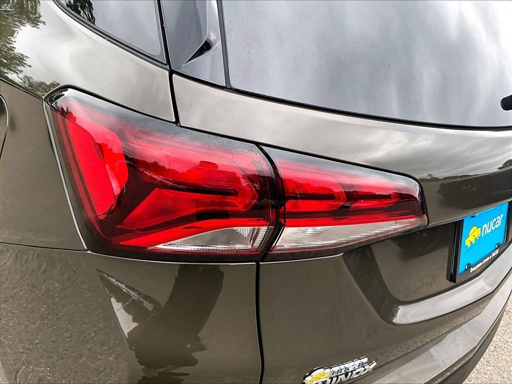 Used 2023 Chevrolet Equinox LT AWD/4WD image 32
