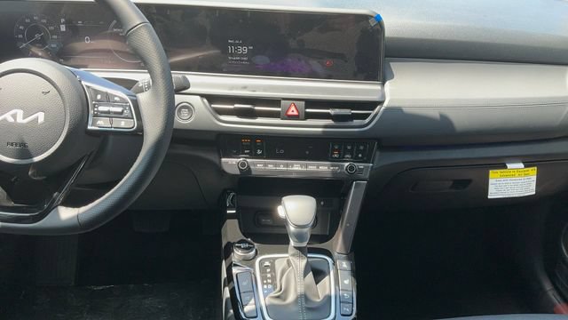 Used 2025 Kia Seltos SX AWD/4WD image 31