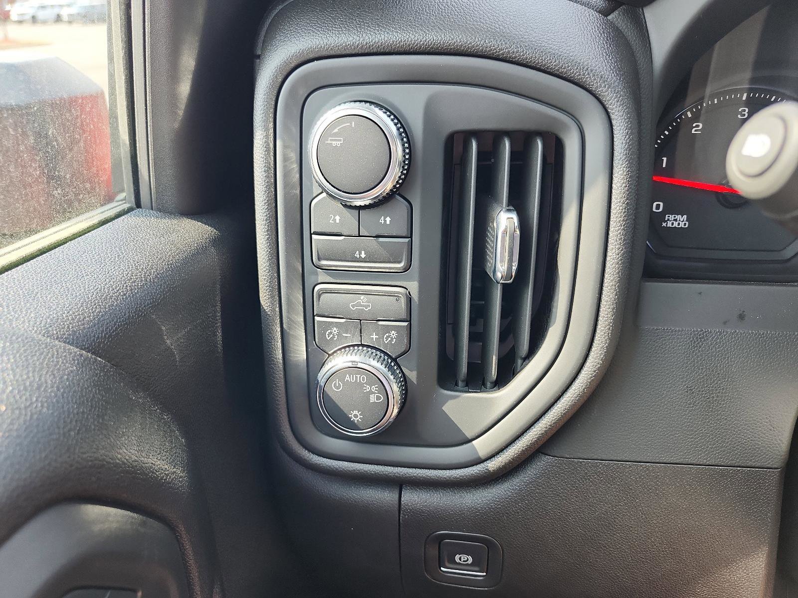 New 2025 GMC Sierra 2500 Pro w/ Convenience Package image 17