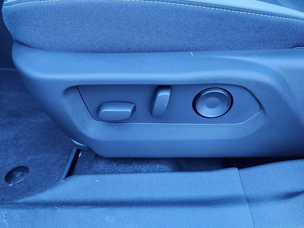 New 2026 Buick Envision Sport Touring image 18