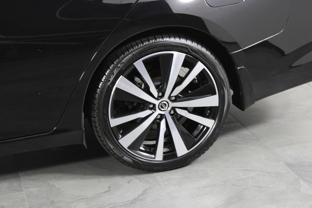 Certified 2019 Nissan Altima 2.5 SR FWD image 15