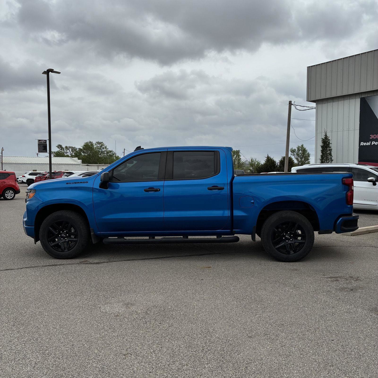 Used 2024 Chevrolet Silverado 1500 Custom w/ Turbomax Blackout Package image 11