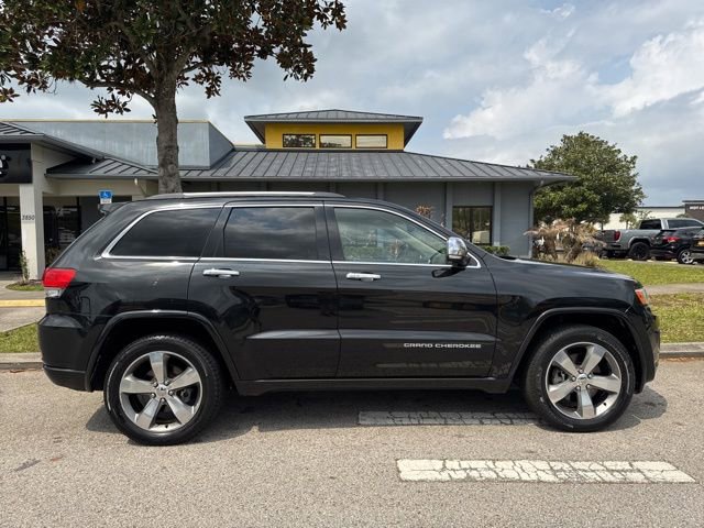 Used 2014 Jeep Grand Cherokee Overland w/ Advanced Technology Group image 8