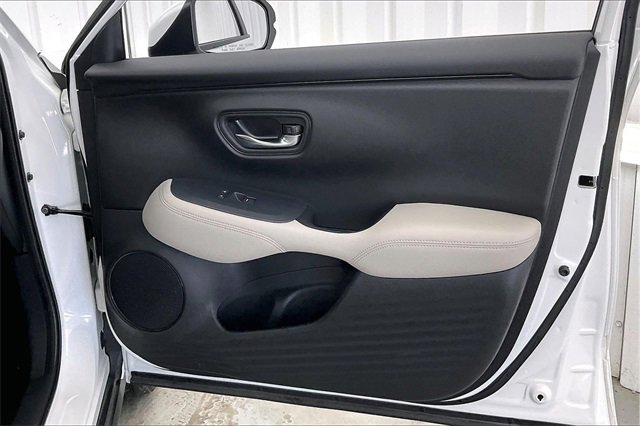 Certified 2023 Honda HR-V LX image 21