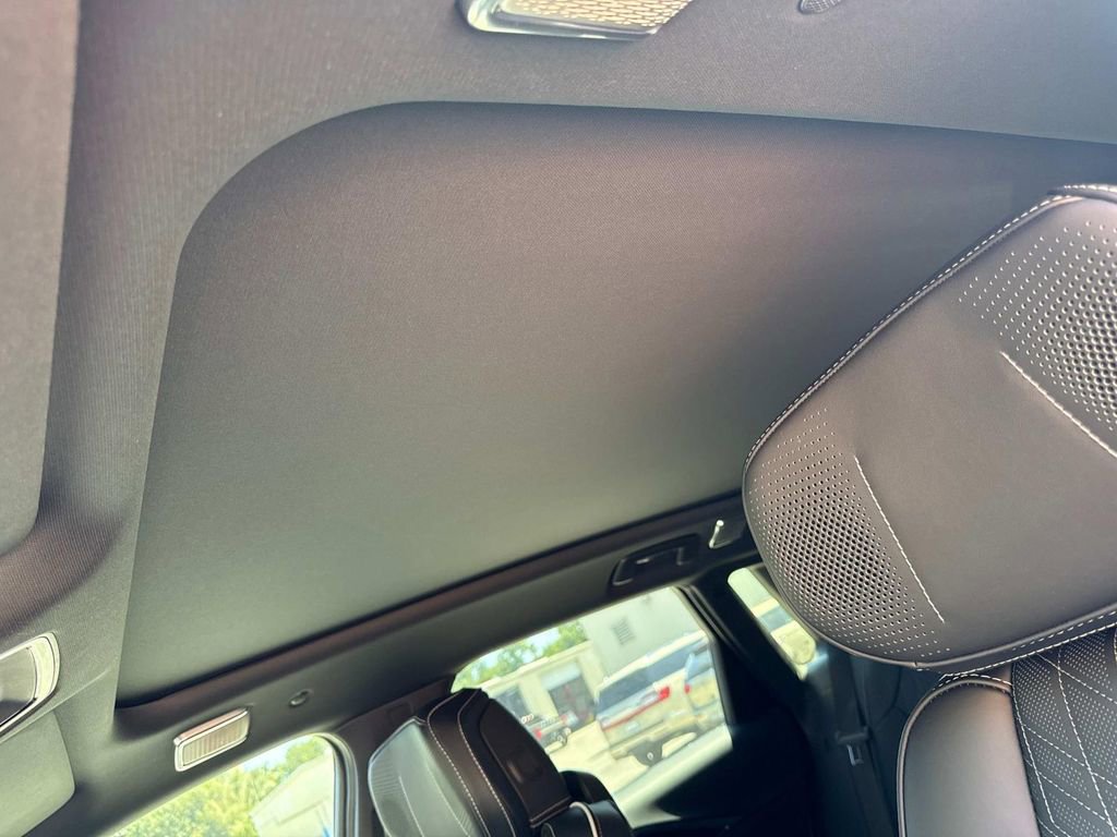 New 2026 Cadillac Lyriq V image 29