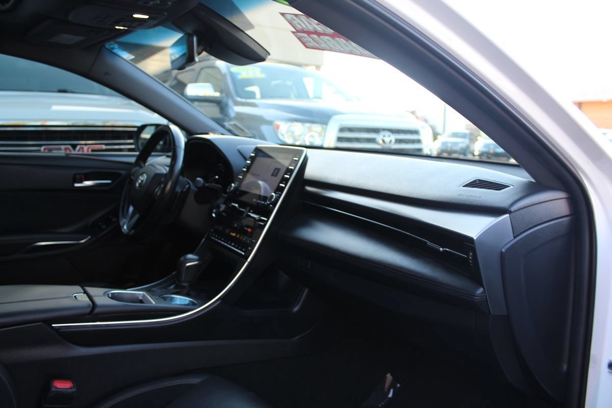 Used 2019 Toyota Avalon Touring w/ Advanced Safety Package FWD image 22