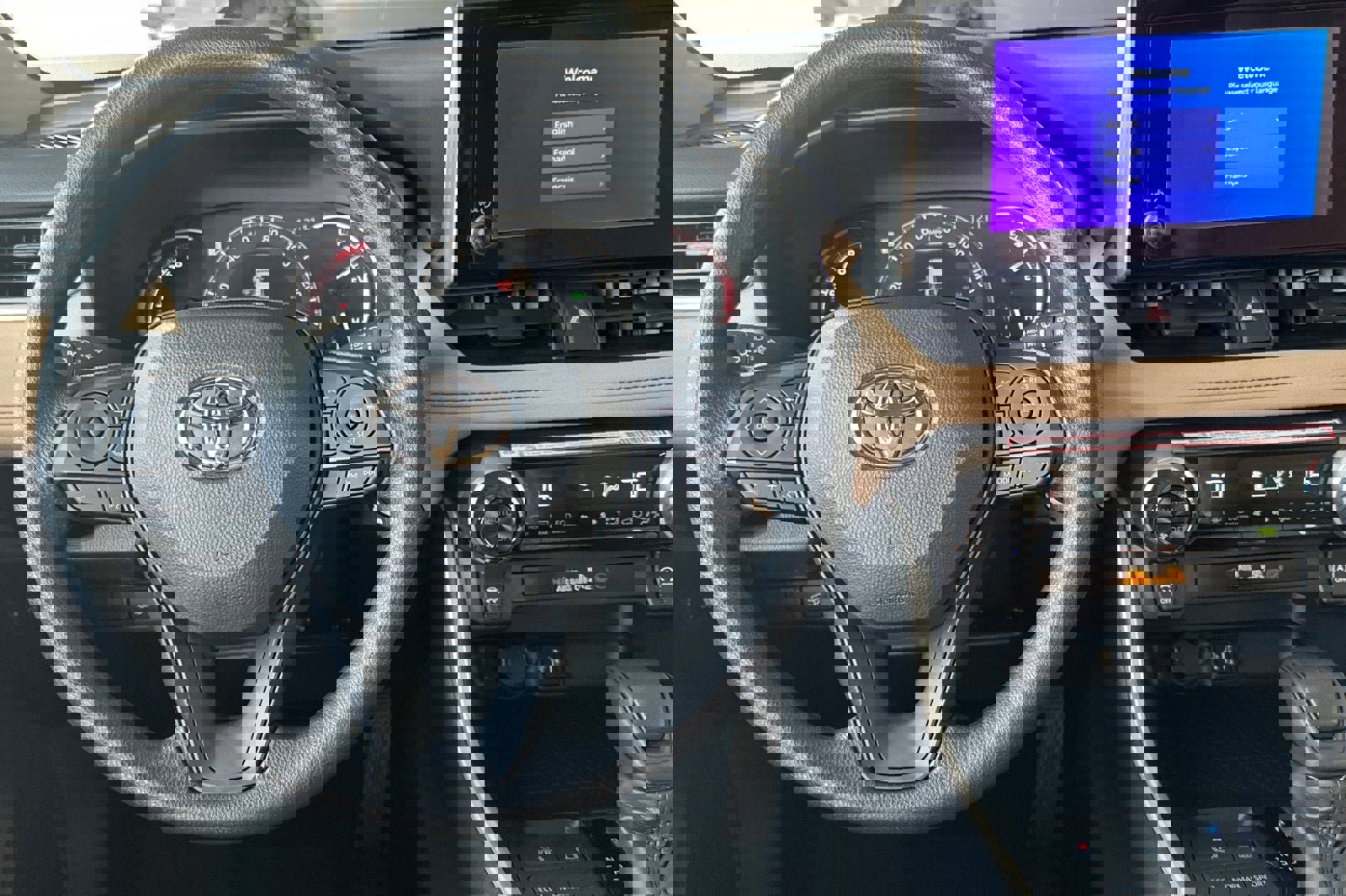 New 2025 Toyota RAV4 XLE image 17