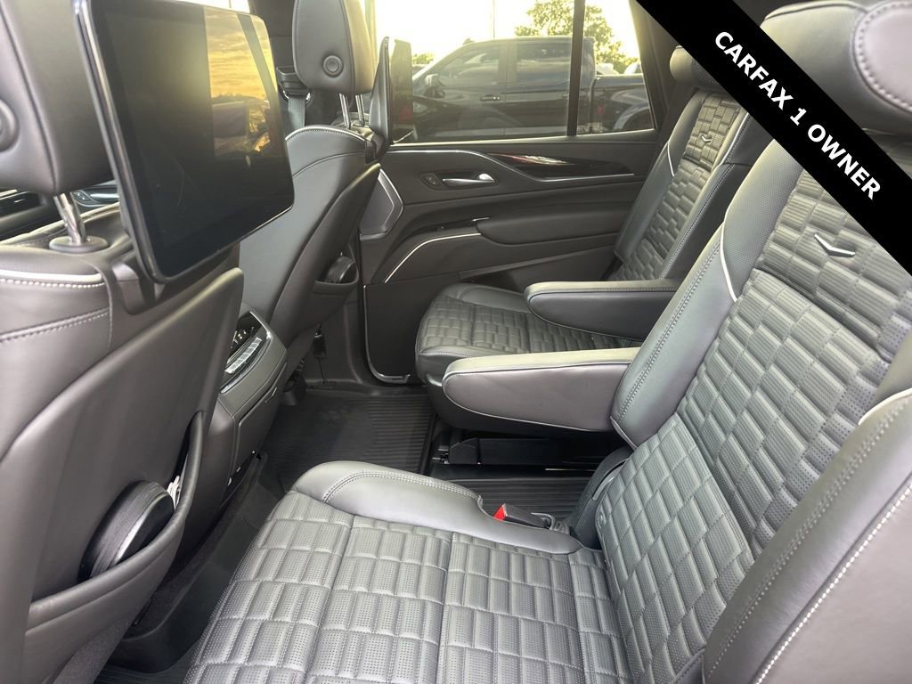 Used 2024 Cadillac Escalade V AWD/4WD image 9