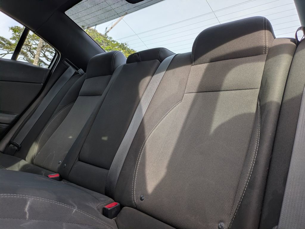 Used 2018 Dodge Charger SXT w/ Blacktop Package RWD image 16